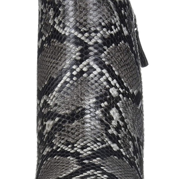 Snake print boot - Picture 3 of 7